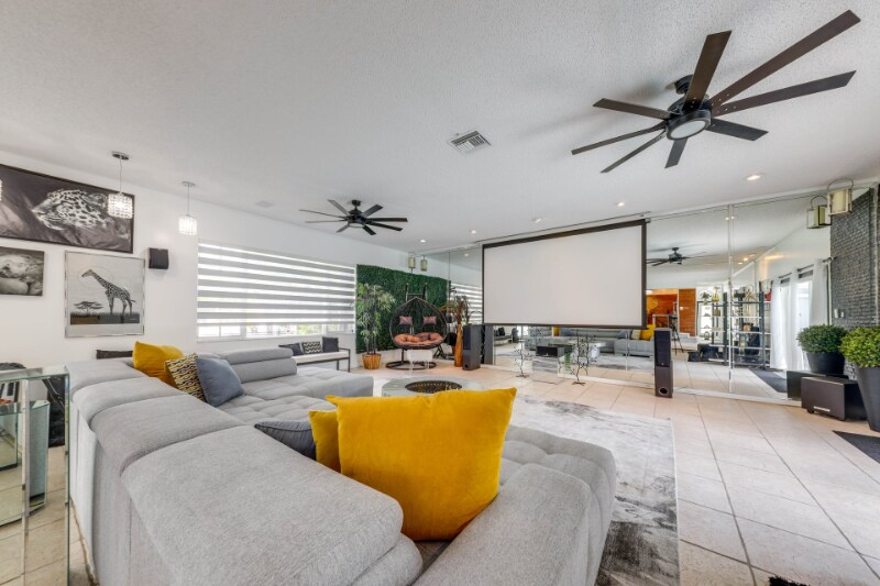 Building Photo - 3609 SW 58th Ave