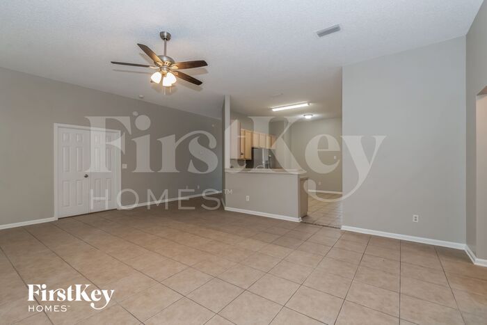 Building Photo - 7444 Lake Plantation Ln