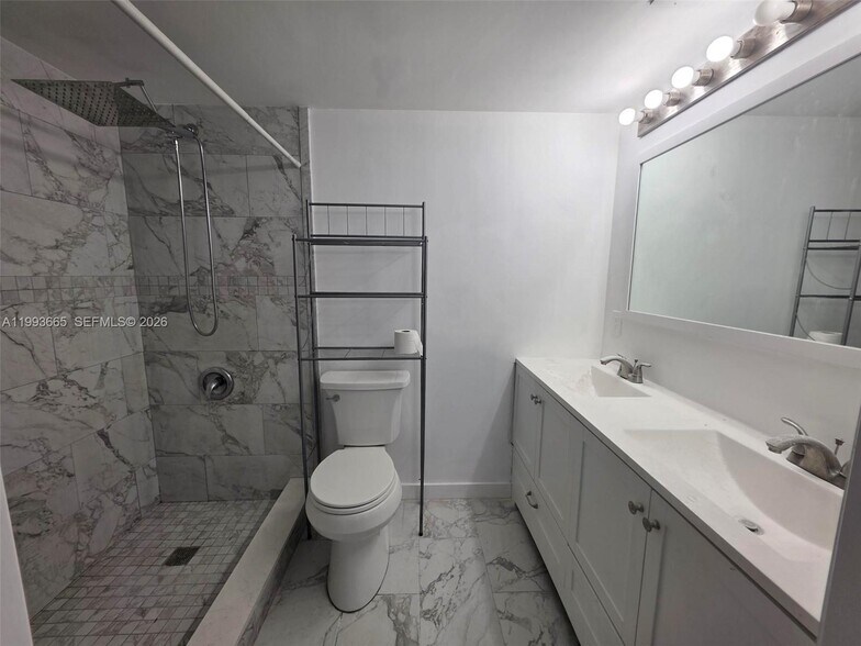 Building Photo - 7971 SW 152nd Ave