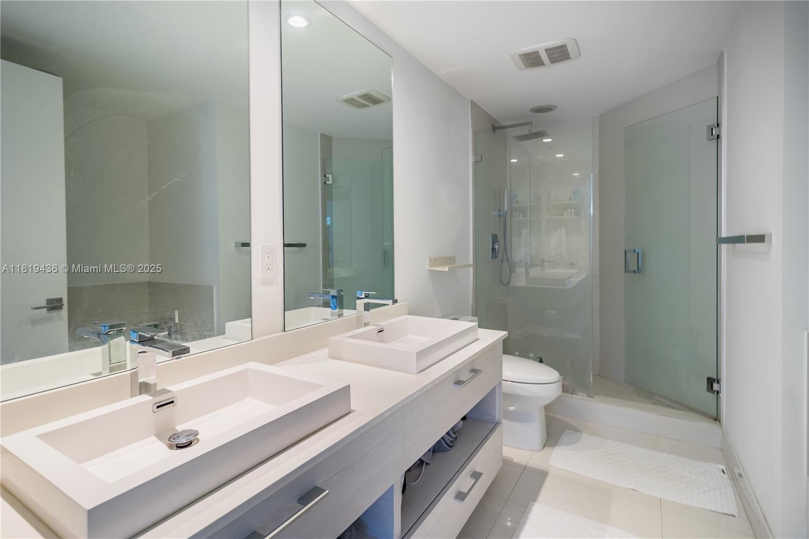 Building Photo - 55 SW 9th St