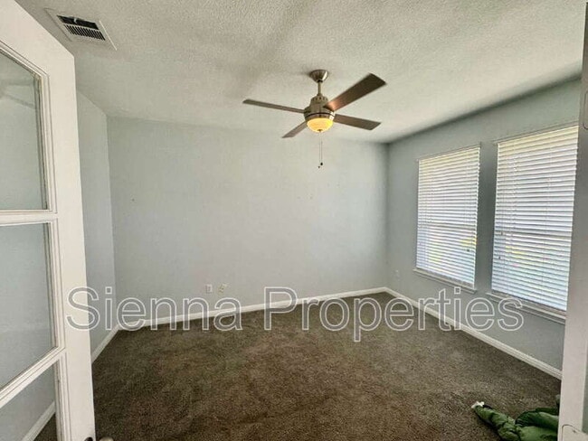 Building Photo - 372 Kingfisher Ln