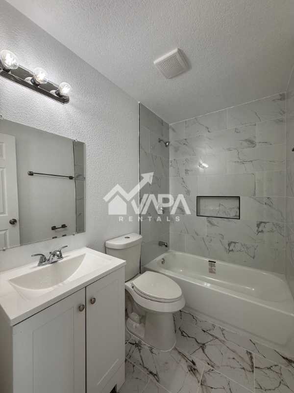 Building Photo - 4103 Sunrise Glade Dr