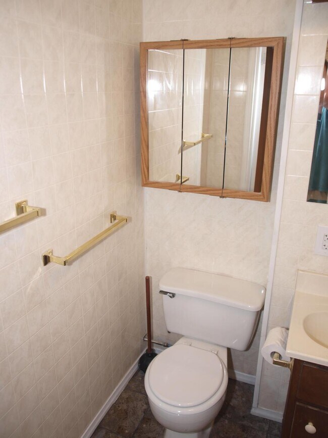 Building Photo - 1914 N 11th St