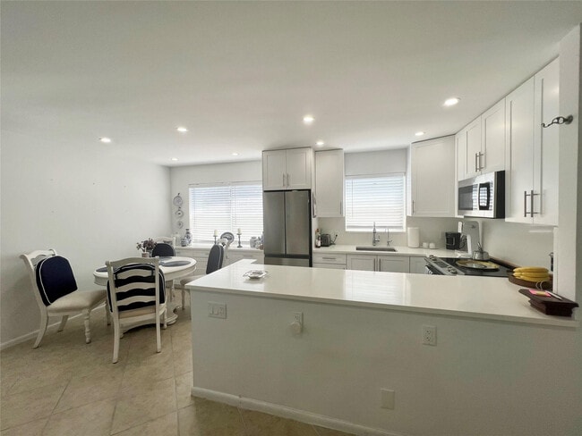Building Photo - 531 Durham Cir