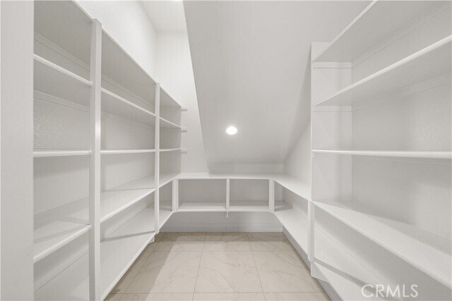 Building Photo - 1151 Summit Oak Dr