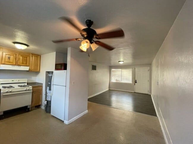 Building Photo - 1-Bedroom Apartment in Commerce City