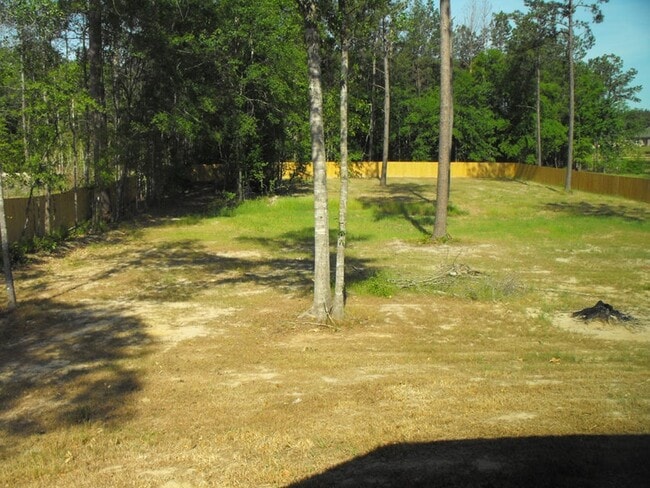 Building Photo - 147 Smithbrook Rd