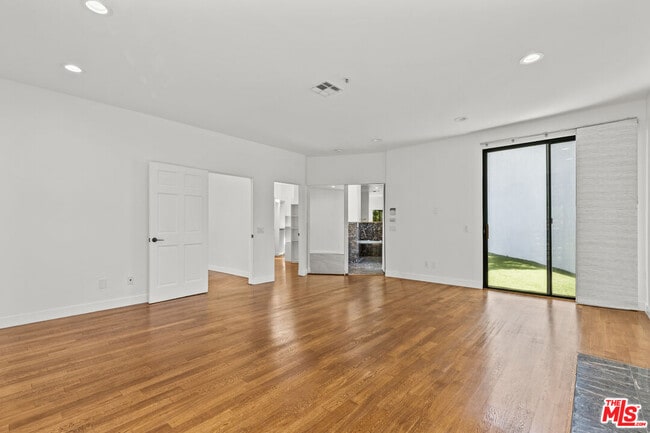 Building Photo - 2646 Rinconia Dr