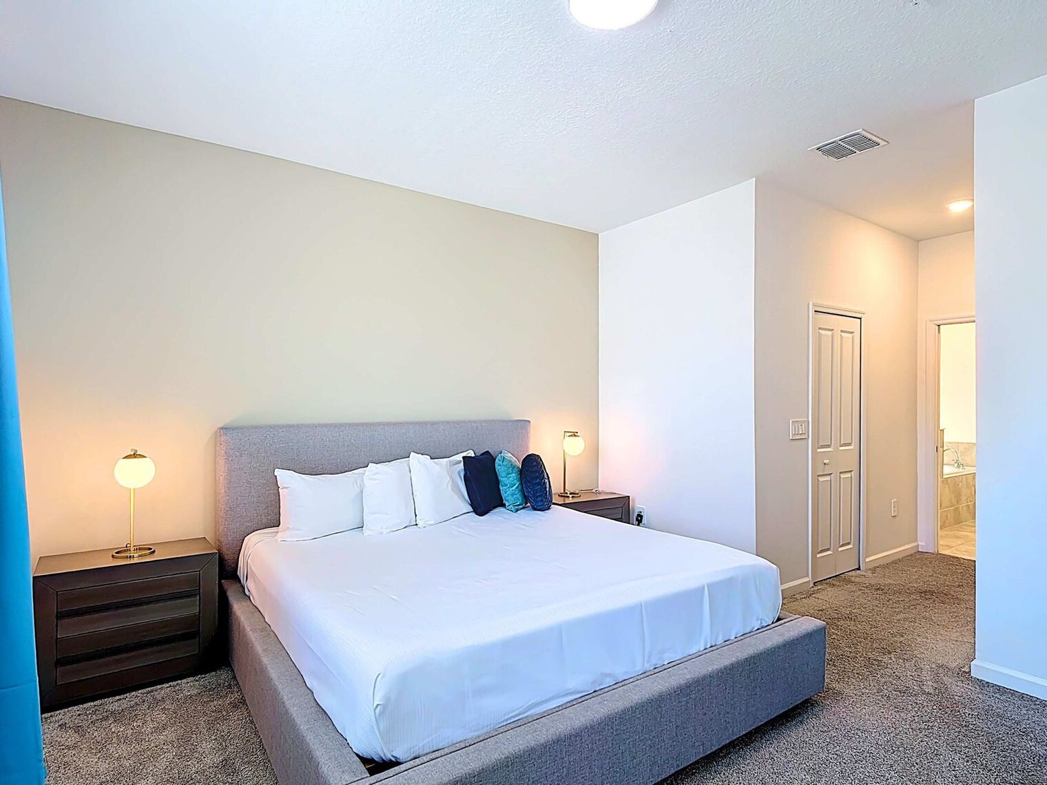 Building Photo - 8863 Cabot Cliffs Dr