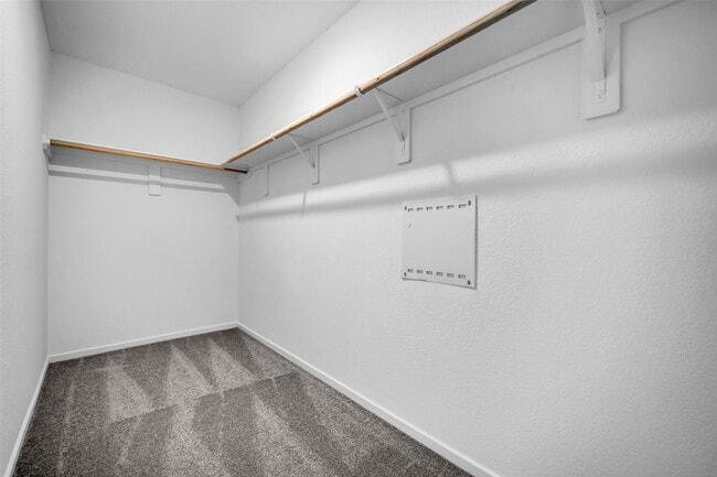 Building Photo - 26710 Willow Ln