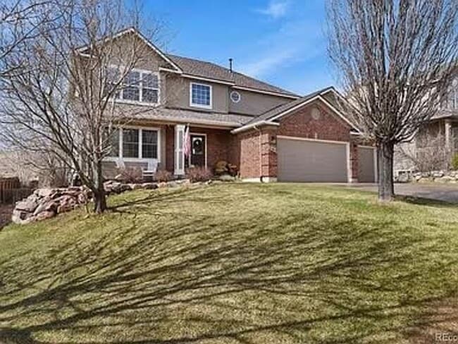 Building Photo - Beautiful 5 Bed, 4 Bath Home in D-12, Minutes from Ft. Carson, Shopping and Downtown