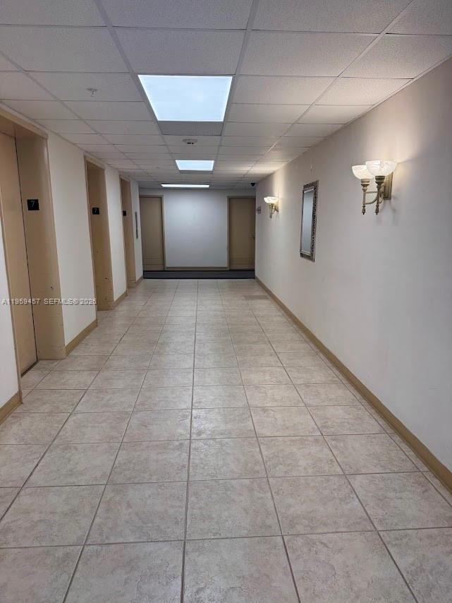 Building Photo - 400 Kings Point Dr