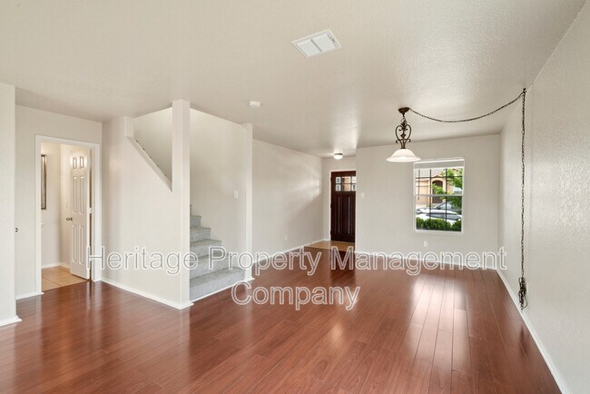 Building Photo - 3815 Mahogany Cove
