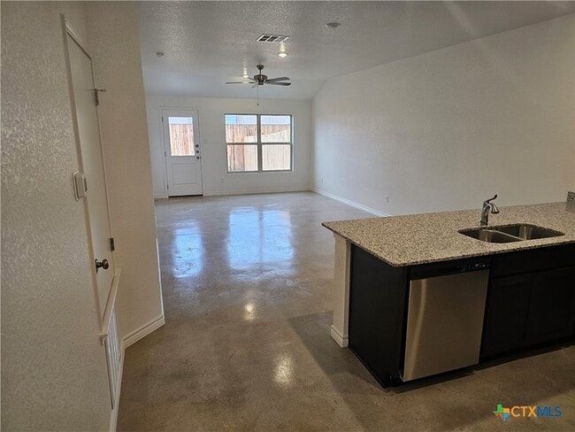 Building Photo - 1309 Concord Dr