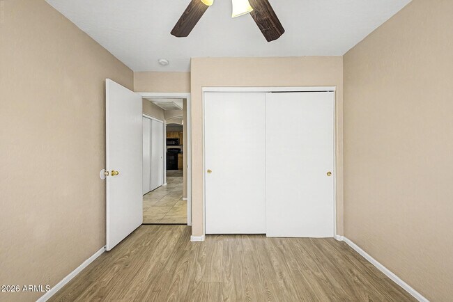 Building Photo - 13153 W Mauna Loa Ln