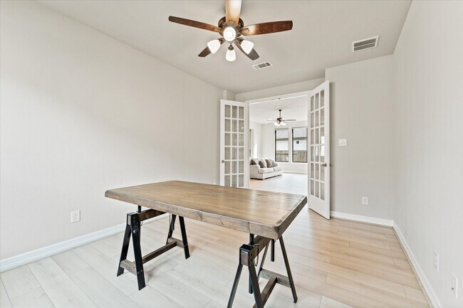 Building Photo - 32067 August Woods Wy