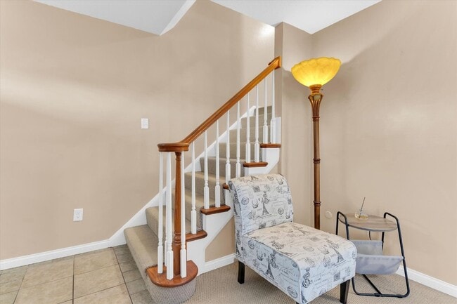 Building Photo - 1656 Herault Pl