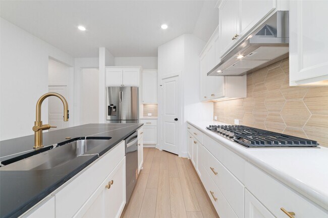 Building Photo - 5177 Enchanted Pne Ct