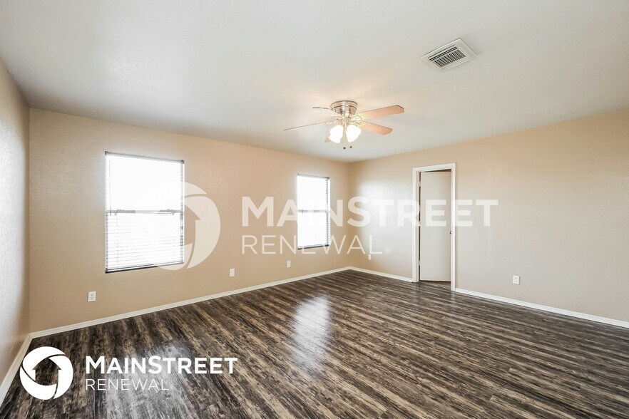 Building Photo - 9903 Amber Breeze