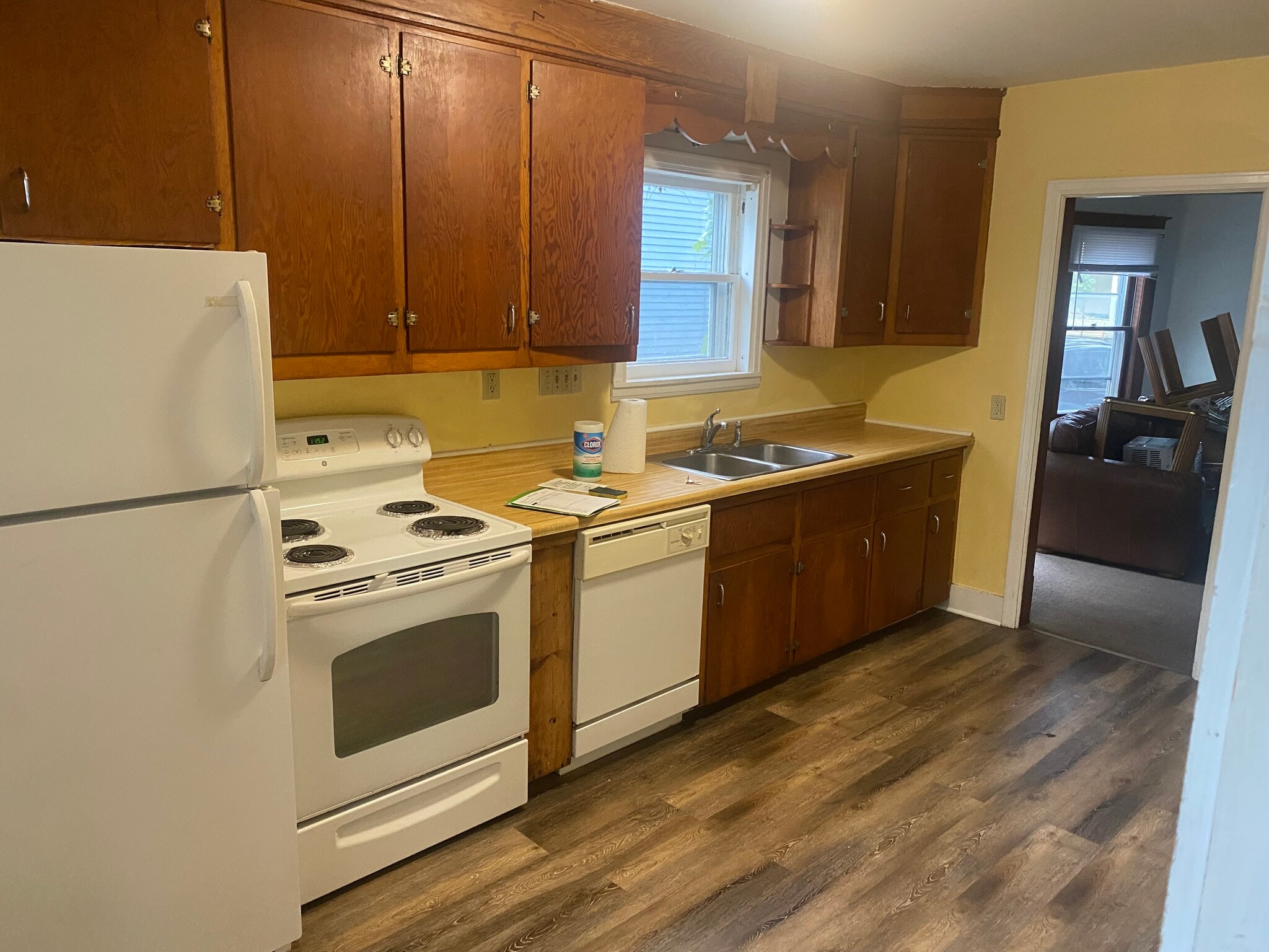 Building Photo - 58 King St