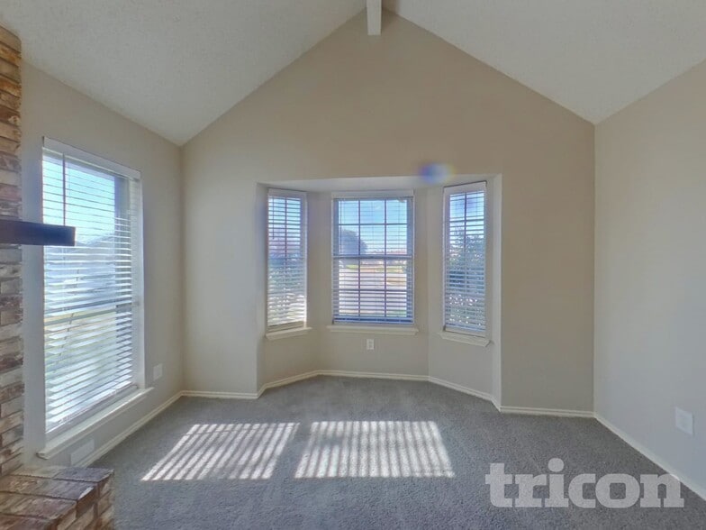 Building Photo - 6621 Brookhaven Trail