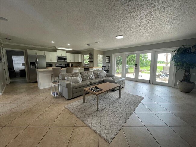 Building Photo - 12860 Lake Sawyer Ln