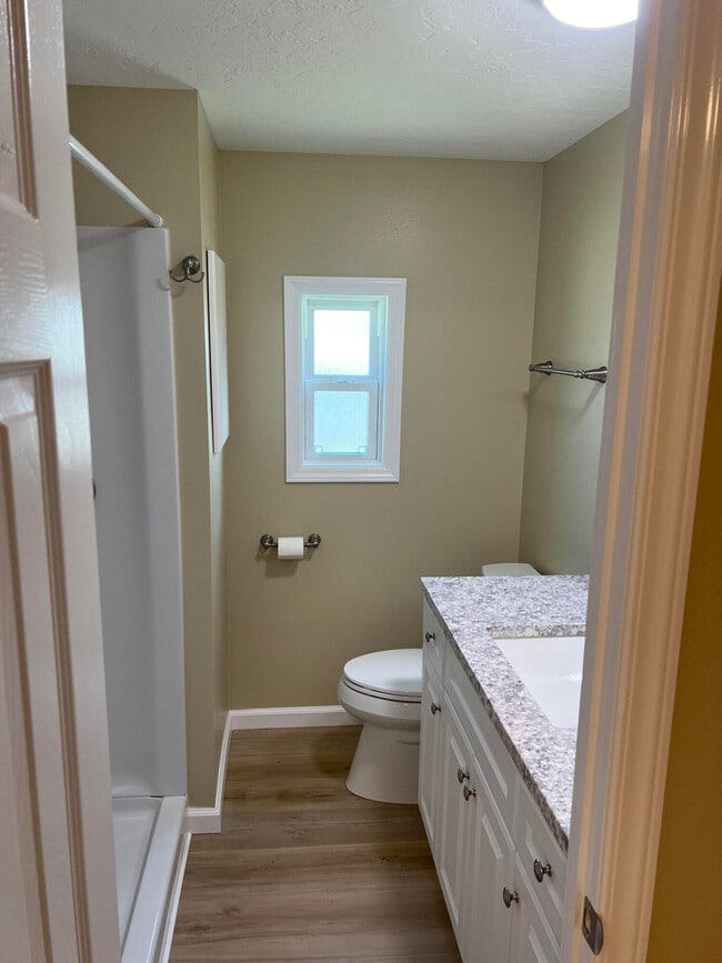 Building Photo - 1065 Moonlight Ct