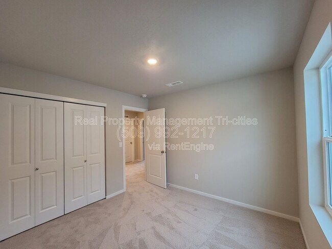 Building Photo - 7752 Ranchland Ln
