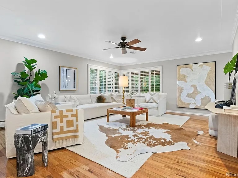 Building Photo - 9156 E Stanford Pl