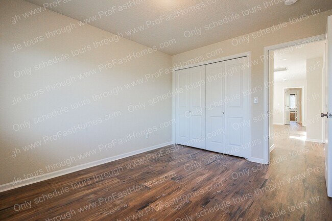 Building Photo - 6300 SE Imagine Way