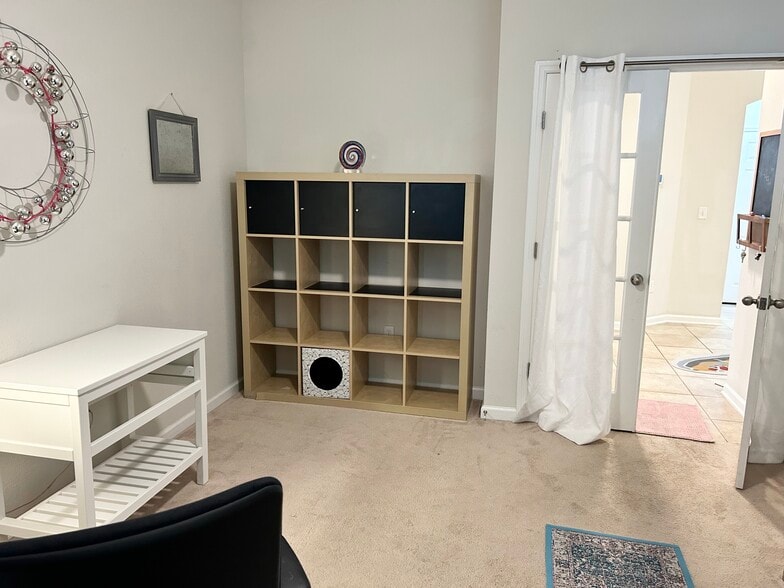 Building Photo - 411 Citrus Ridge Dr