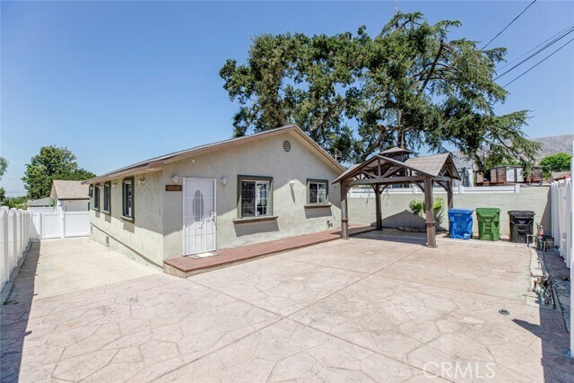Building Photo - 10531 Greenburn Ave