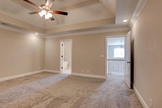 Building Photo - 230 Cotoneaster Ln