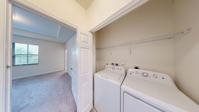 Building Photo - 2 Bed/2.5 Bath Spacious Townhome In Lake Worth!  ** Two Master Bedrooms ** Available SOON **