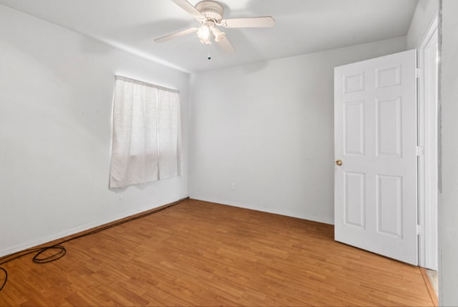 Building Photo - 1553 Bessie Ave