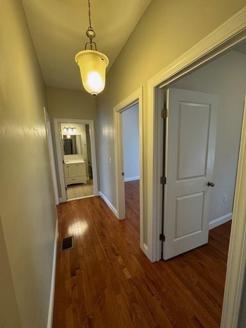 Building Photo - 255 Waterman St