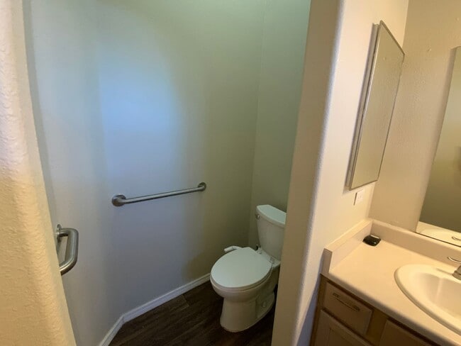 Building Photo - 2 Bedroom Single Story Home Available Near Hwy 550 NE & Paseo Del Volcan NE in Enchanted Hills Ri...