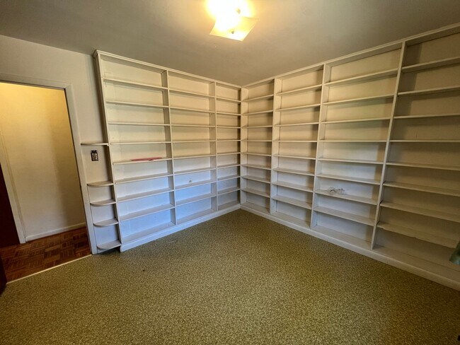 Building Photo - 43 Merganser Ct