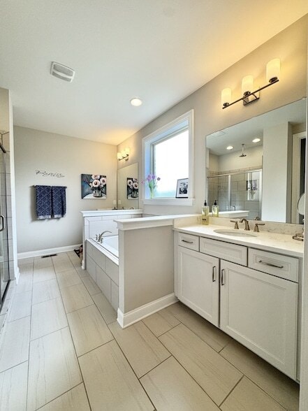 Building Photo - 3584 Robbins Nest Rd