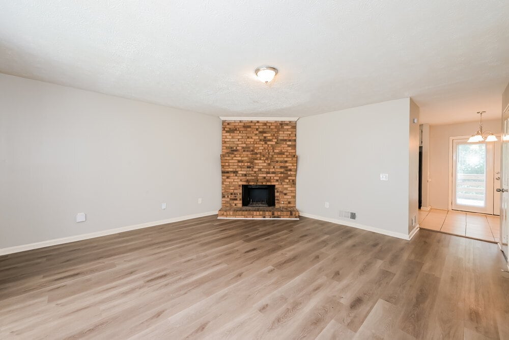 Building Photo - 5353 Ridgemere Ct