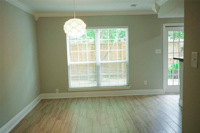 Building Photo - 14209 Briarsage Ct
