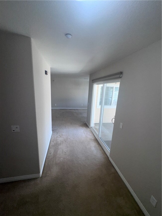 Building Photo - 5092 Guava Ave