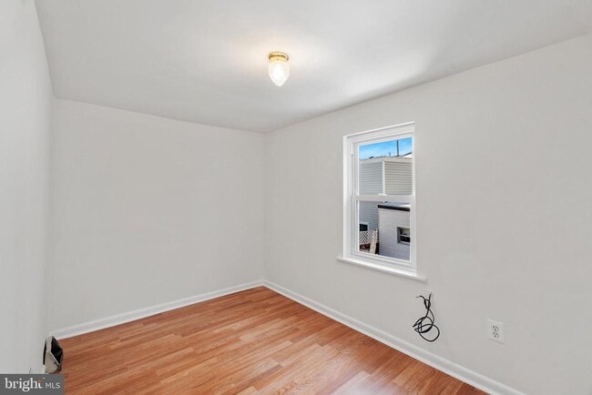 Building Photo - 236 Gerritt St