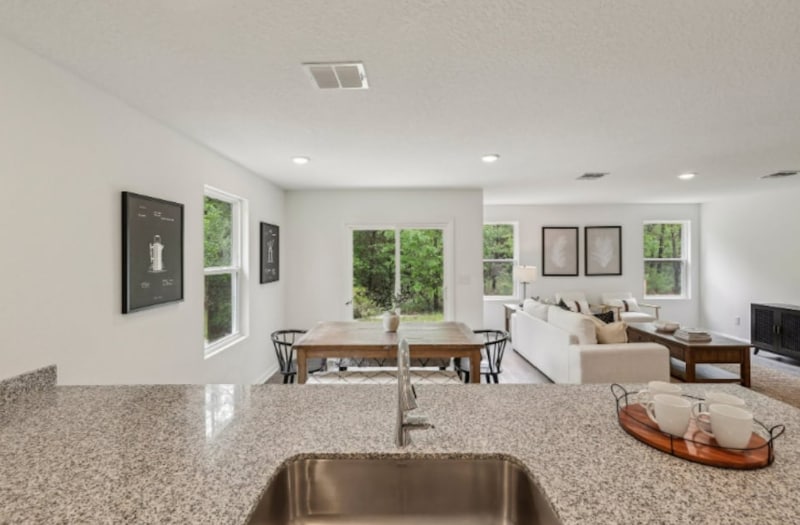 Building Photo - 1044 Clifton Ct