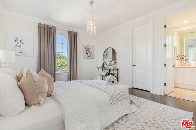Building Photo - 4131 Prado De Los Caballos