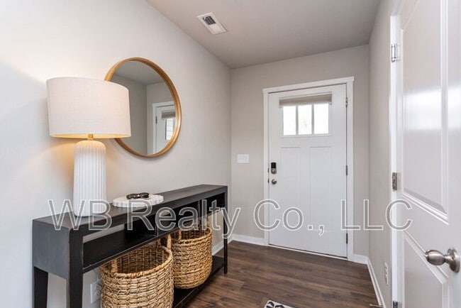 Building Photo - 9750 Turnpoint Dr