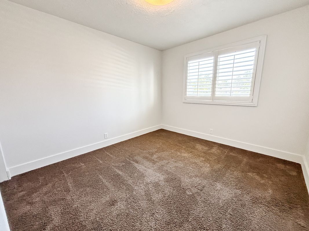 Building Photo - 4650 Quail Park Dr
