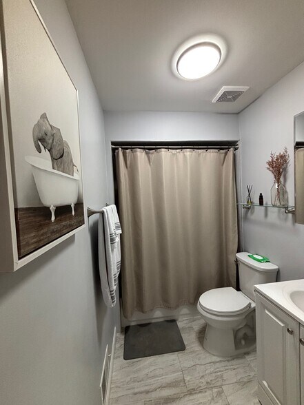 Building Photo - 509 Central Ave