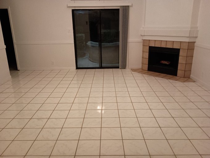 Building Photo - 9627 Dugas Dr