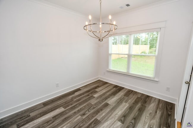 Building Photo - 114 Haven Way